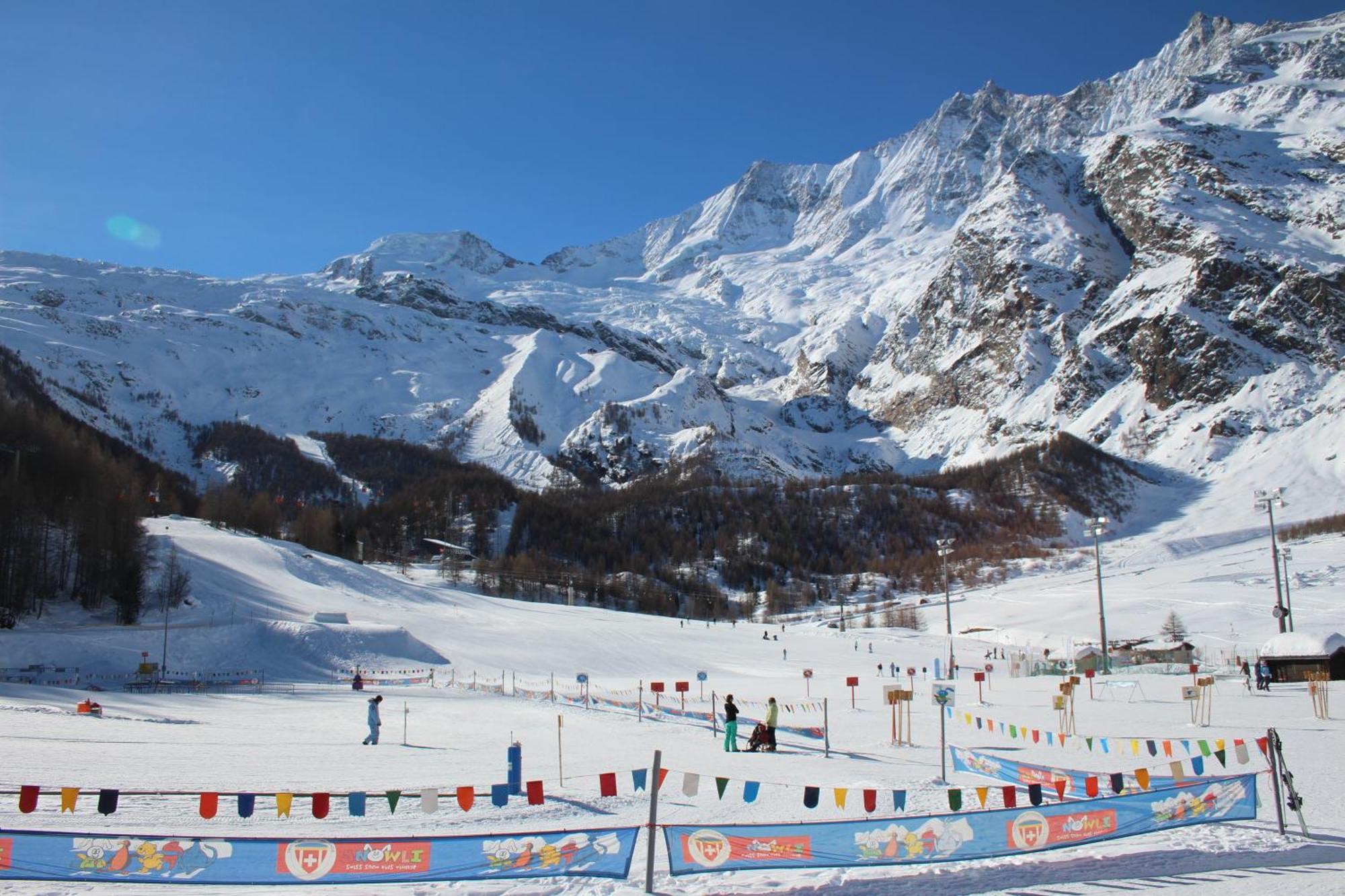 Hotel The Larix Ski-In Ski-Out Saas-Fee Rom bilde
