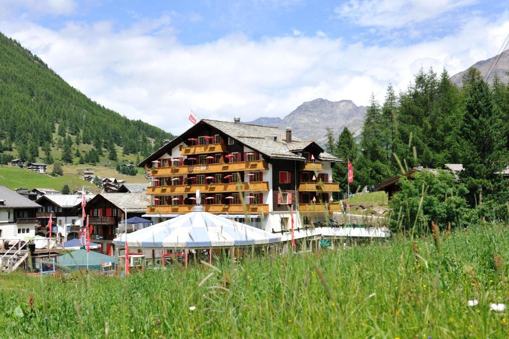 Hotel The Larix Ski-In Ski-Out Saas-Fee Eksteriør bilde